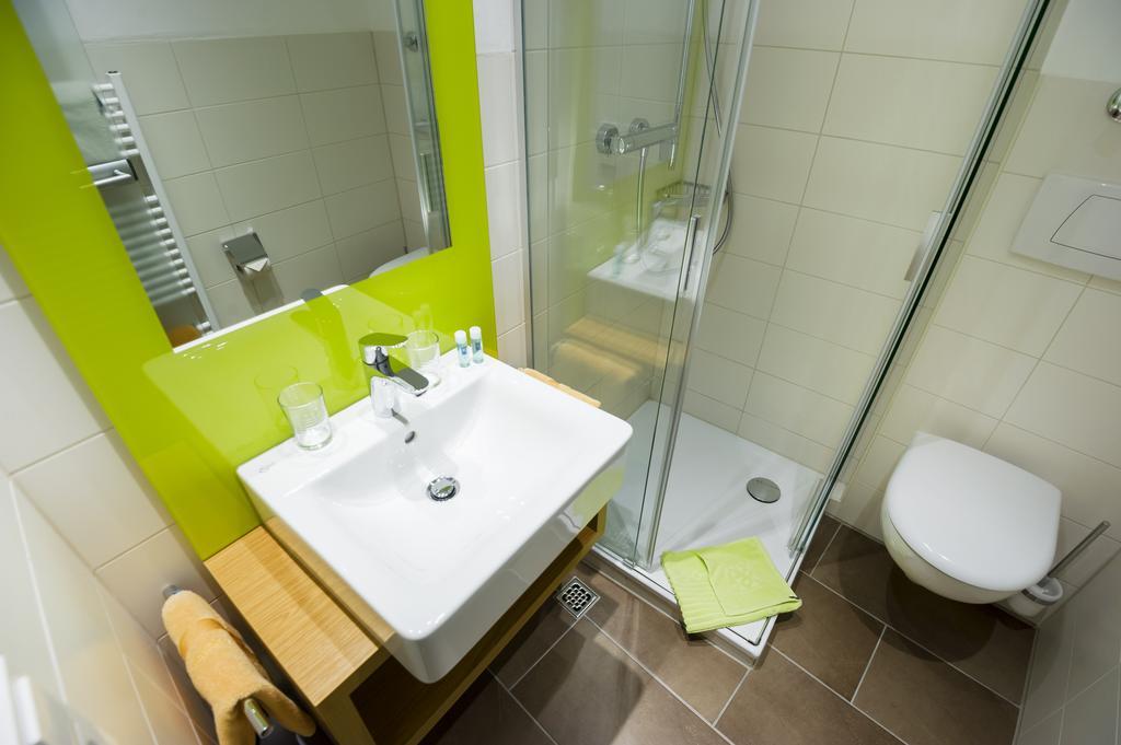Gasthaus Zum Hirschen Staufen im Breisgau Room photo