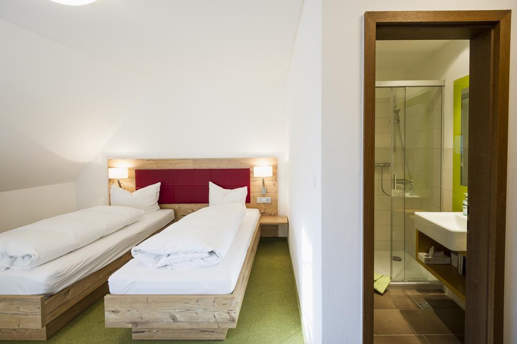 Gasthaus Zum Hirschen Staufen im Breisgau Room photo